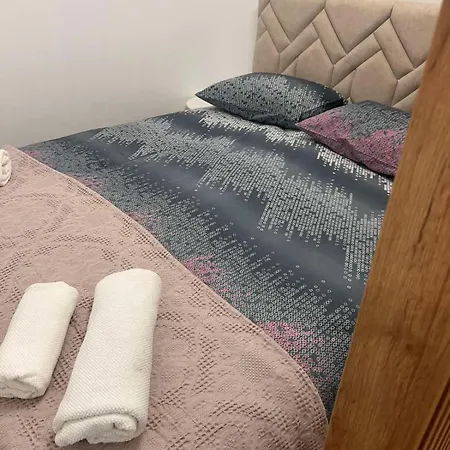 Tasa 1 Apartamento *